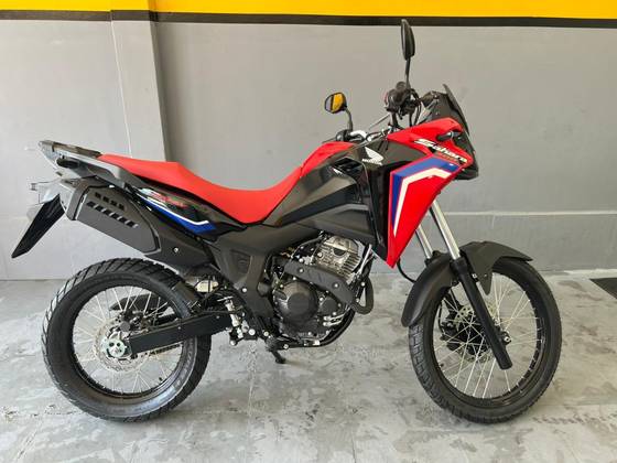 HONDA XRE 300 SAHARA RALLY 